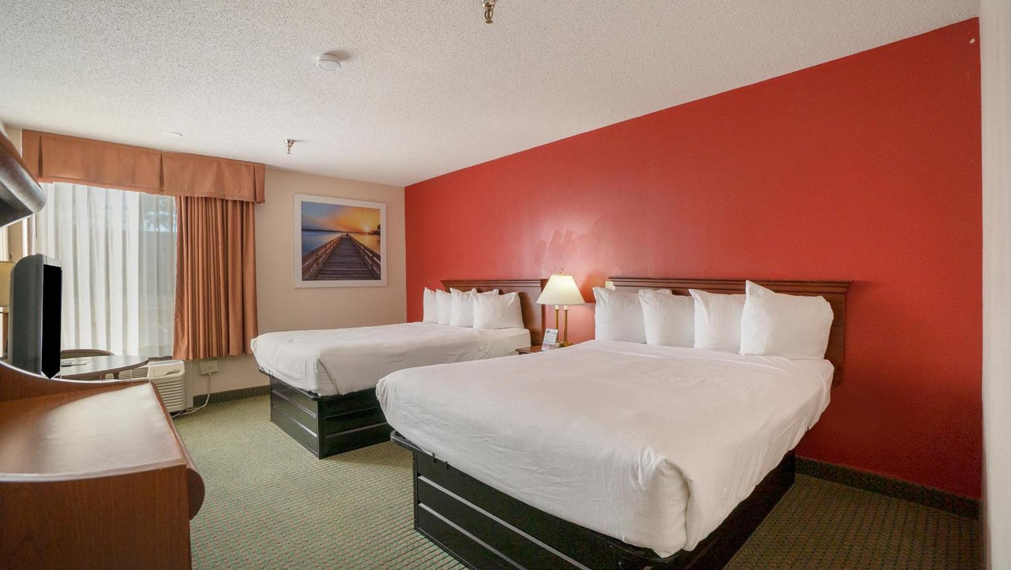 Days Inn & Suites By Wyndham Mt Pleasant Mount Pleasant Ruang foto